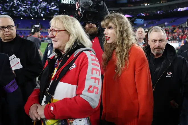 La mère de Travis Kelce a des mots mignons pour le dernier album de Taylor Swift 6 Donna Kelce est officiellement une Swiftie après ses commentaires chaleureux sur Taylor Swift