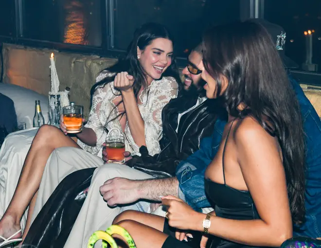 Kendall Jenner est-elle toujours avec Bad Bunny ? 4 Kendall Jenner et Bad Bunny à l'after party du Met Gala