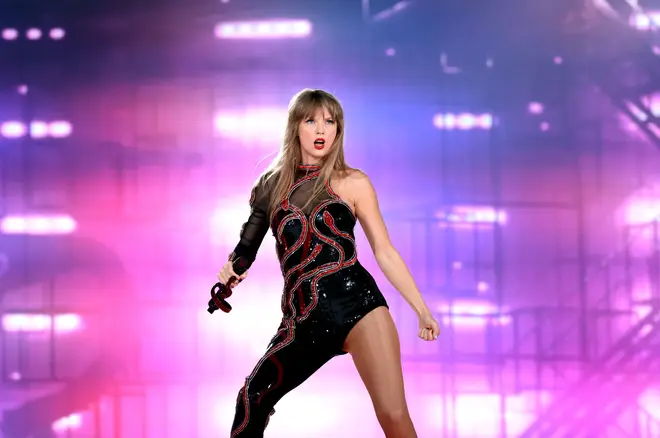 Chaque tenue que Taylor Swift porte lors de la tournée Eras 19 Réputation Taylor fait un retour