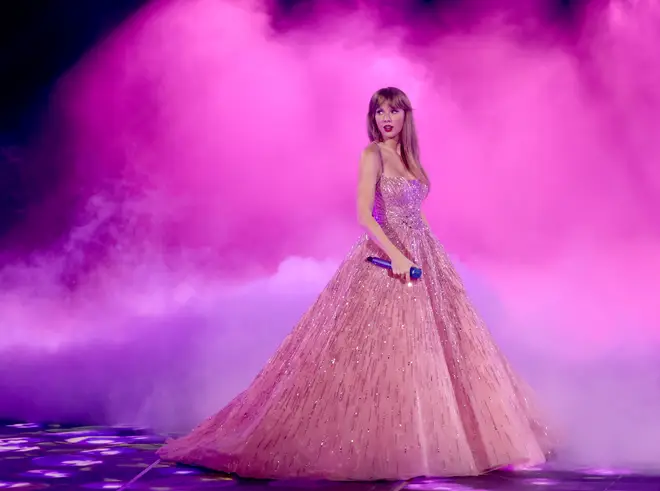 Chaque tenue que Taylor Swift porte lors de la tournée Eras 32 Taylor interprète