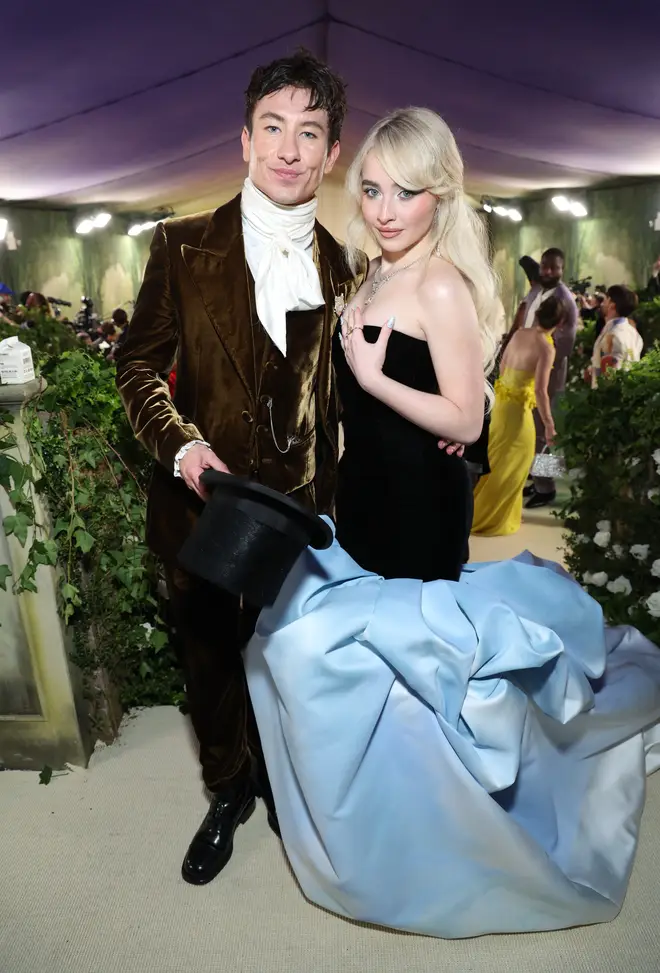 Chronologie complète de la relation entre Barry Keoghan et Sabrina Carpenter 5 Barry Keoghan et Sabrina Carpenter au Met Gala 2024