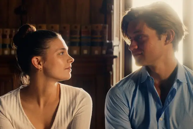Maxton Hall Saison 2 : date de sortie, distribution, intrigue du livre, bandes-annonces et actualités sur... 5 Quand sort la saison 2 de Maxton Hall ?