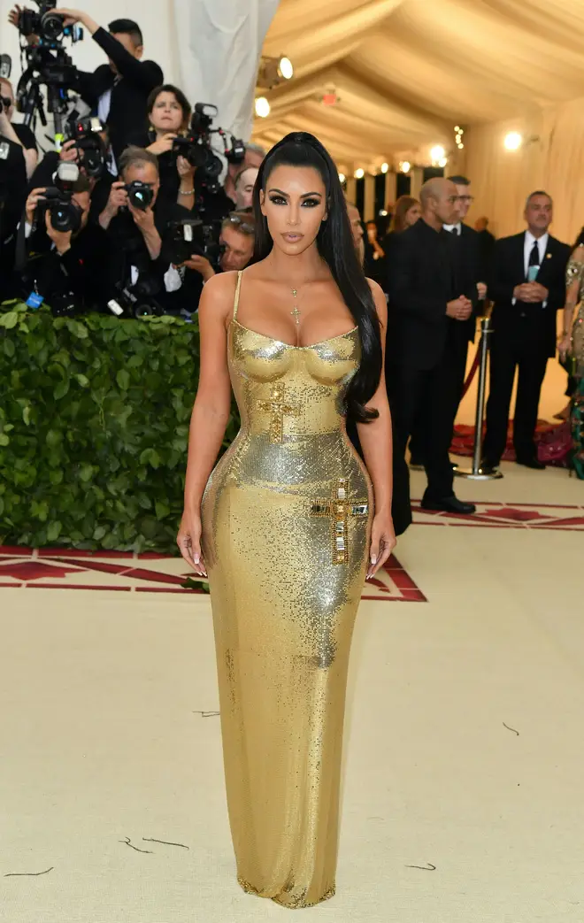 Le gala audacieux du Met de Kim Kardashian se déroule au fil des années 11 Kim K au Met Gala 2018
