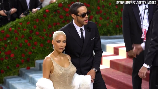 Le gala audacieux du Met de Kim Kardashian se déroule au fil des années - 7