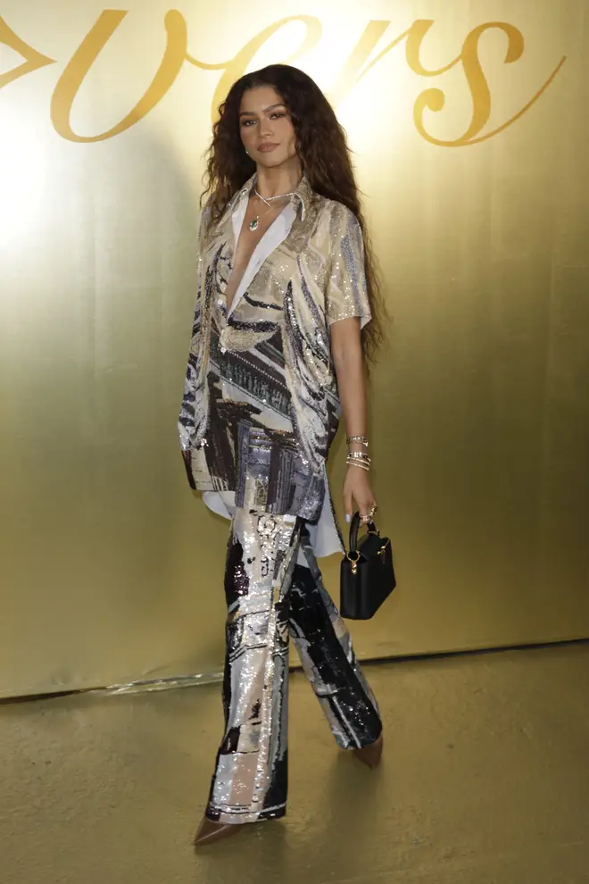 Qui est Zendaya ? Faits, y compris son vrai nom, son petit ami, sa taille et plus encore 4 Le succès de Zendaya lui a permis d'acheter son propre manoir de cinq chambres à Los Angeles