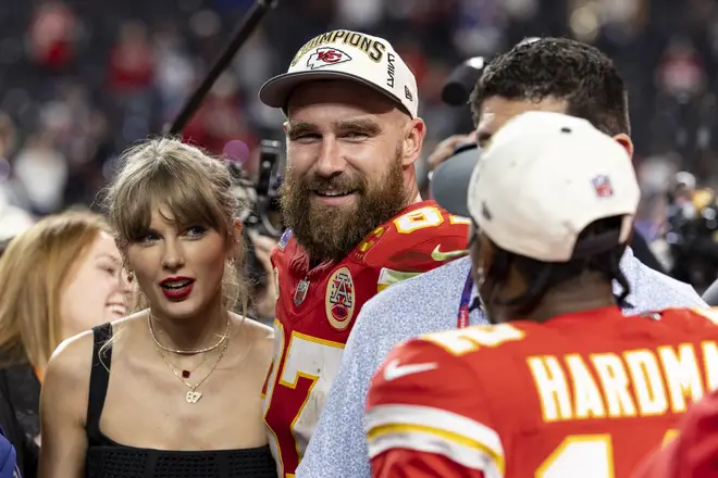 Pourquoi Taylor Swift et Travis Kelce ne se fianceront pas encore 4 Taylor Swift et Travis Kelce sont ensemble depuis près d'un an