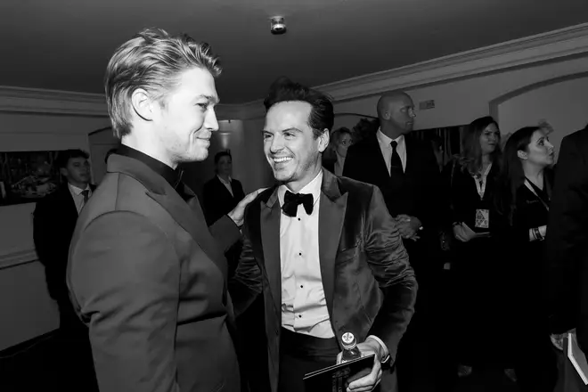 La discussion de groupe du « Tortured Man Club » de Joe Alwyn a enfin été expliquée 5 Joe Alwyn et Andrew Scott aux EE British Academy Film Awards 2020