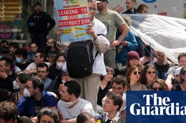 175 militants climatiques arrêtés lors d'une manifestation contre TotalEnergies en France | Urgence climatique - 5