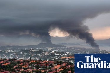 <p>Découvrez pourquoi l'Azerbaïdjan lointain est lié aux émeutes meurtrières en Nouvelle-Calédonie.</p><br />
<br />
<p>Un récent incident tragique en Nouvelle-Calédonie a mis en lumière des liens inattendus avec l'Azerbaïdjan, un pays lointain et peu connu. Mais pourquoi ces deux endroits apparemment sans rapport sont-ils soudainement connectés? Voici les points clés à retenir de cet article :</p><br />
<br />
<ul><br /> <li>Un incident tragique en Nouvelle-Calédonie a conduit à des émeutes meurtrières.</li><br /> <li>L'Azerbaïdjan, un pays lointain, a été mentionné dans le contexte de ces événements.</li><br /> <li>Les raisons de ce lien inattendu ne sont pas claires, mais des spéculations circulent.</li><br />
</ul> - 3