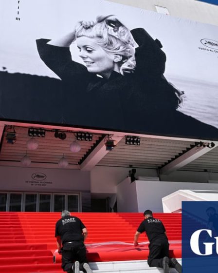 Grève au Festival de Cannes pour les droits des travailleurs saisonniers | Festival de Cannes - 1