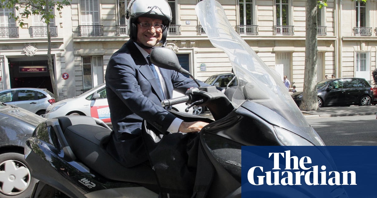 La "moto d'amour" de François Hollande vendue plus de 20 000 € aux enchères - 1