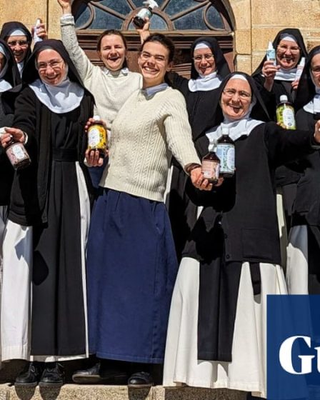 Les sœurs vendent des produits de nettoyage pour payer les factures de l'abbaye | Religion 62 Les sœurs vendent des produits de nettoyage pour payer les factures de l'abbaye | Religion - 61