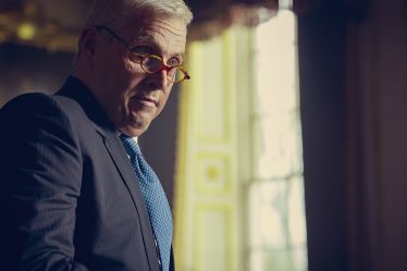 SCOOP Review - Un drame journalistique tendu avec le rythme et l'énergie d'un thriller. - 21