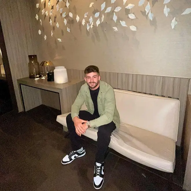 5 faits sur Ciaran Davies de Love Island 2024 4 Ciaran Davies n'a que 21 ans et est l'un des plus jeunes à entrer dans la villa Love Island.