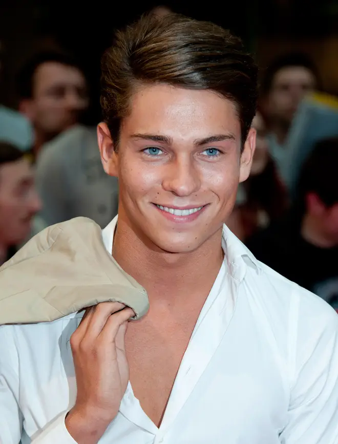 Joey Essex avant et après et sa transformation de TOWIE à Love Island 4 Joey Essex a joué dans The Only Way Is Essex entre 2011 et 2013.
