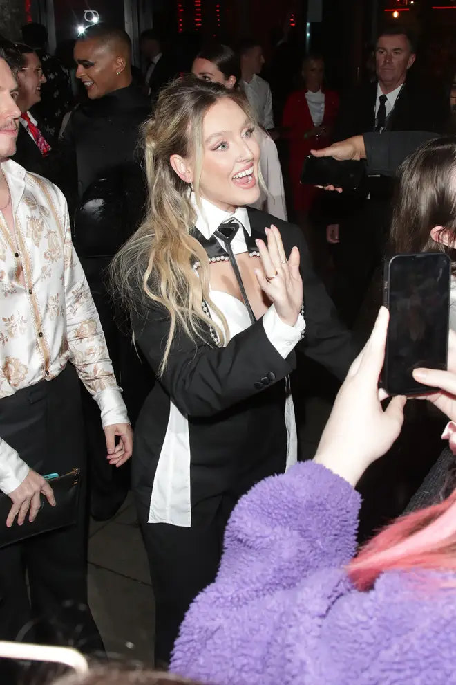 Toutes les dernières nouvelles sur la musique solo de Perrie Edwards 4 Perrie Edwards se prépare à sortir de la nouvelle musique