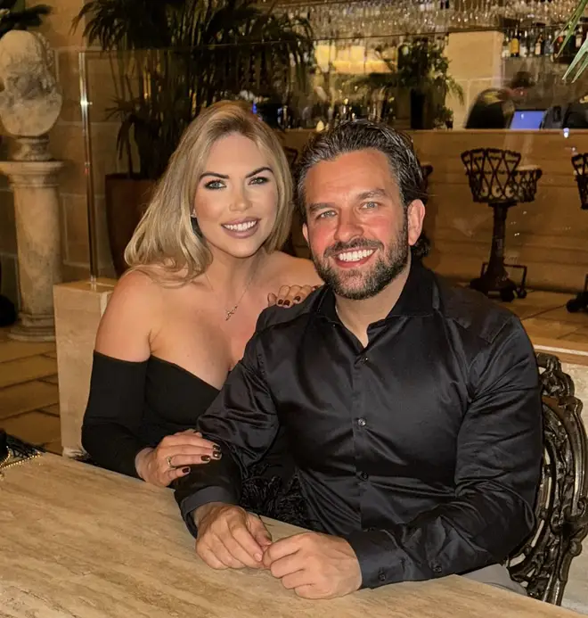 Qui est la sœur de Joey Essex ? Apprenez à connaître Frankie Essex, y compris ses enfants et... 5 Frankie et son petit ami Luke sont ensemble depuis environ cinq ans