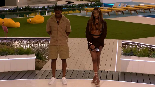 "Ayo donne du plaisir aux gens", déclare Indiyah Polack, icône de Love Island 4 Mimii a volé Ayo dans un choc de recouplage
