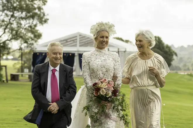 Lucinda Light et Timothy Smith de MAFS Australie sont-ils toujours ensemble ? 4 L'énergie décontractée de Lucinda semblait parfaite pour la nature extravertie de Timothy.