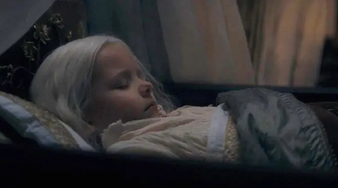 Qui meurt dans House of the Dragon Saison 2? Chaque mort expliquée 6 Qui meurt dans House of the Dragon saison 2 épisode 1 ?