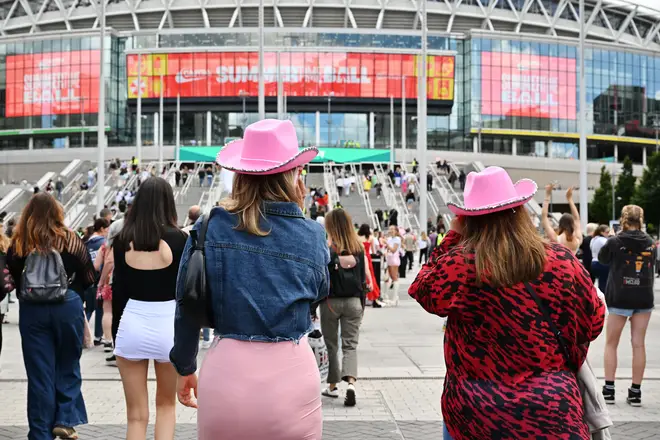 Le bal d'été de la capitale démarre aujourd'hui et les fans font tout leur possible ! 4 Meghan Trainor se produira au Summertime Ball de Capital