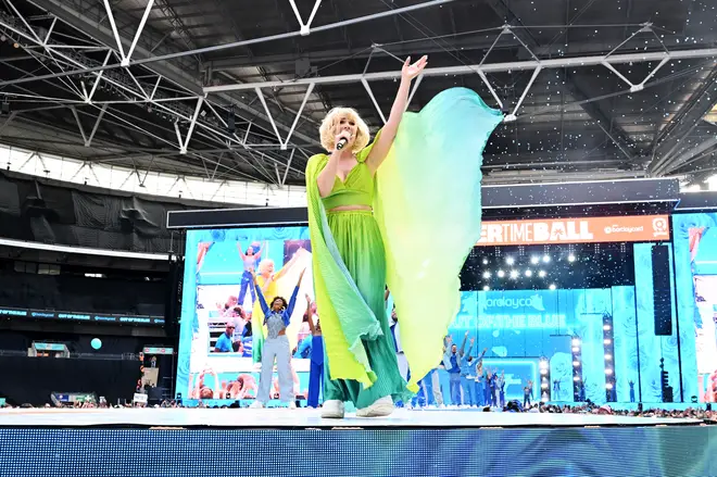 L'artiste surprise Natasha Bedingfield a rendu la foule de #CapitalSTB folle ! 5 Natasha Bedingfield a interprété « Unwriting » et « These Words » à #CapitalsSTB