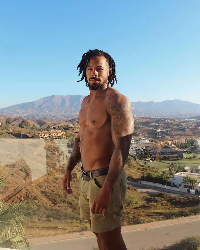 Qui est Konnor Ewudzi de Love Island 2024 ? Son âge, son travail, sa taille, son talent caché et plus encore 7 Konnor Ewudzi de Love Island joue également au rugby, est mannequin et chante