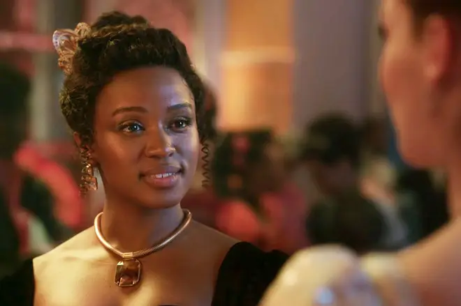 Bridgerton Boss explique pourquoi la série aborde l'homophobie différemment du racisme 6 L'intérêt amoureux de Francesca sera Michaela dans sa saison Bridgeton