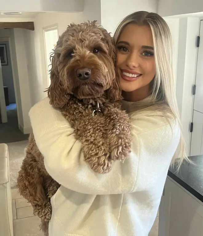 5 faits sur Jessy Potts de Love Island, y compris son âge, son emploi et son talent surprenant 6 La nouvelle insulaire Jessy Potts vise Joey, Ronnie et Ayo