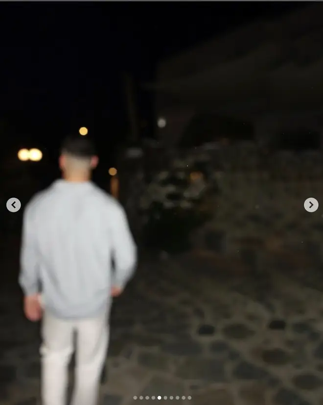 Qui est la nouvelle petite amie de Callum Jones de Love Island ? Rencontrez le mannequin Myna Amor 6 Myna a partagé cette photo ambiguë sur Instagram