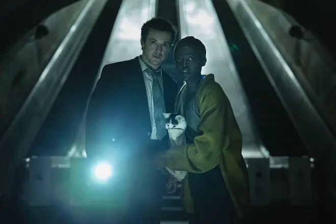 Lupita Nyong'o et Joseph Quinn de A Quiet Place révèlent le secret du tournage sur Capital... 4 Extrait du film