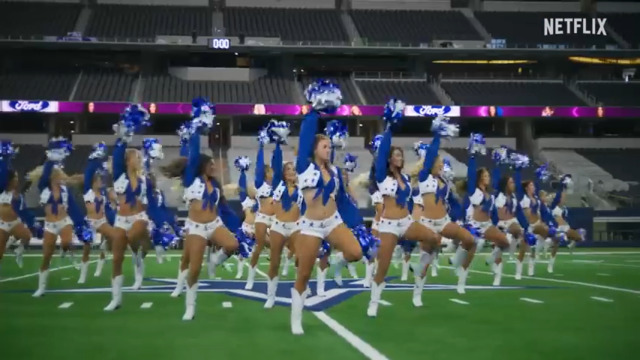 Combien les pom-pom girls des Cowboys de Dallas sont-elles payées ? Les téléspectateurs sont choqués par les bas salaires - 5