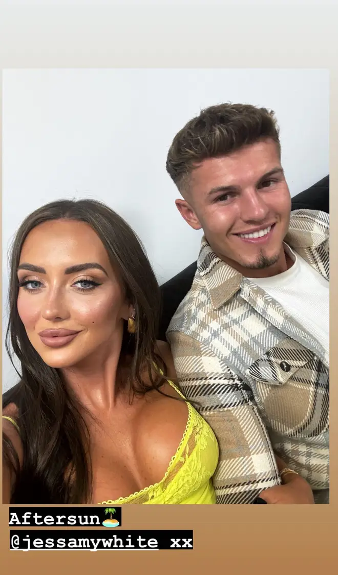 Jess et Hugo de Love Island sont-ils toujours ensemble ? 5 Hugo et Jess sont allés sur Love Island : Aftersun