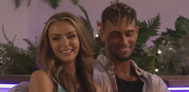 The Love Island Series 10 couples qui sont toujours ensemble 11 Kady McDermott et Ouzy See se sont séparés après Love Island