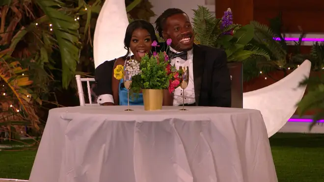 Quels couples de Love Island de la série 9 sont toujours ensemble ? De Kai et Sanam à Ron et Lana 6 Shaq et Tanya de Love Island sont toujours ensemble