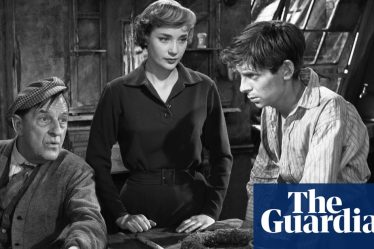 Comment j'ai menti pour obtenir le rôle : Melvyn Hayes sur ses débuts en tant que 'jeune homme en colère' - et It Ain't Half Hot Mum | Film - 4
