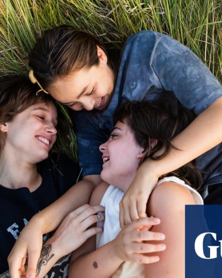 Critique de Paradise Is Burning : des ados survie dans un drame poétique sur l'adolescence | Film 38 Critique de Paradise Is Burning : des ados survie dans un drame poétique sur l'adolescence | Film - 37