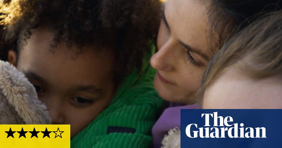 Critique de Lollipop: un regard passionné sur le système de soins sociaux | Film 2 Critique de Lollipop: un regard passionné sur le système de soins sociaux | Film - 1