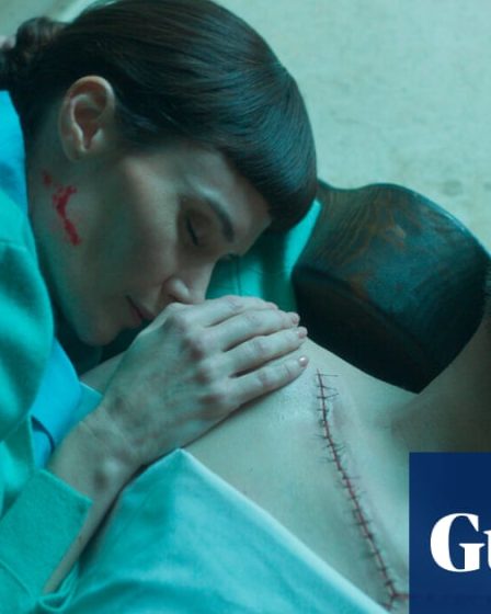 Critique de Broken Bird : un psychodrame effrayant et brillant | Film 41 Critique de Broken Bird : un psychodrame effrayant et brillant | Film - 40