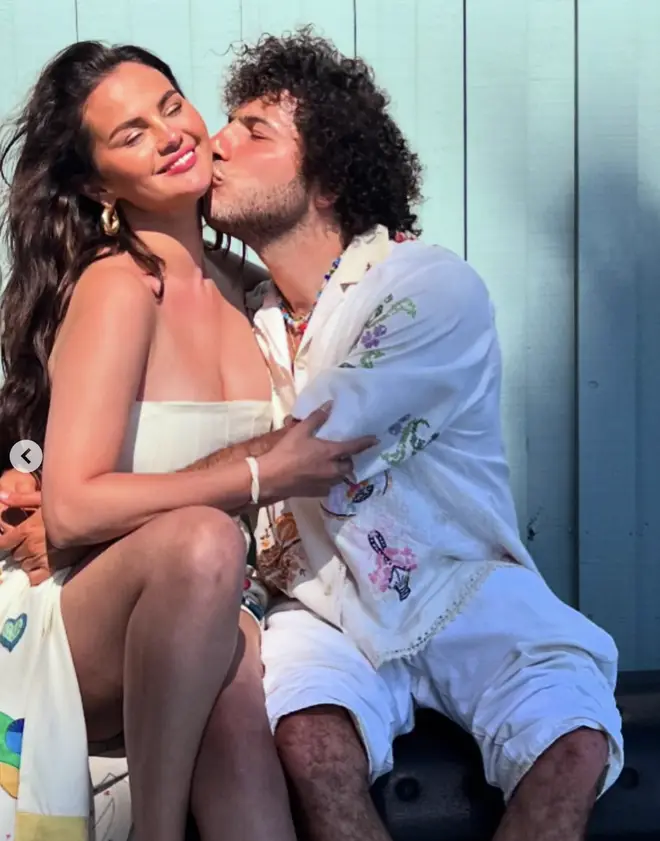 Chronologie des rencontres Selena Gomez et Benny Blanco - Comment ils se sont rencontrés et chaque étape depuis 5 Selena a partagé de nouvelles photos d'elle et Benny