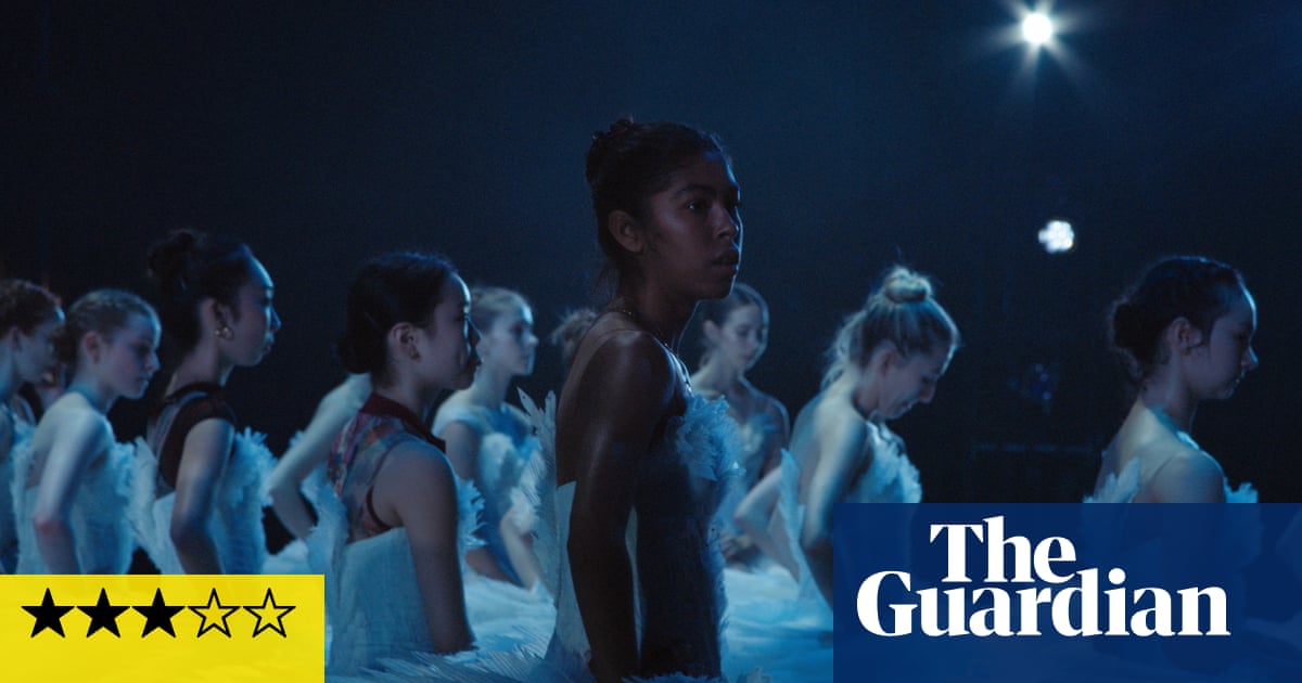 Critique de Swan Song : un film de ballet "punk rock" qui dévoile les coulisses du spectacle | Film 2 Critique de Swan Song : un film de ballet "punk rock" qui dévoile les coulisses du spectacle | Film - 1