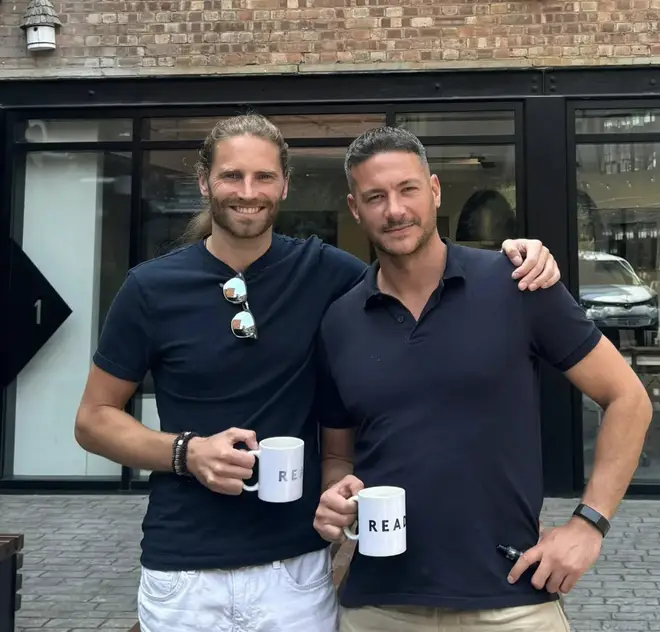 5 faits sur Benaiah de Love Is Blind UK, y compris son Instagram, son travail et la signification de son nom 4 Benaiah avec Tom de Love is Blind UK