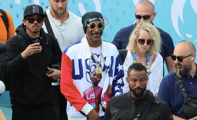 Snoop Dogg se produirait également à la cérémonie de clôture des Jeux olympiques.