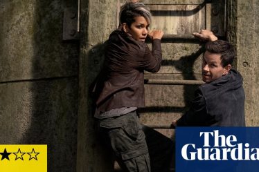 Critique de l'Union : Halle Berry et Mark Wahlberg dans un film d'action enflammé sur Netflix | Film - 4