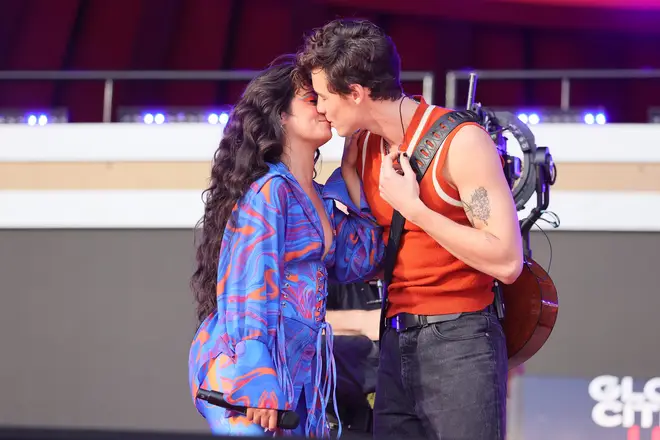 Les paroles de « Coïncidence » de Sabrina Carpenter et la signification de la surprise expliquée 6 Shawn Mendes et Camila Cabello ont officiellement rompu en 2021