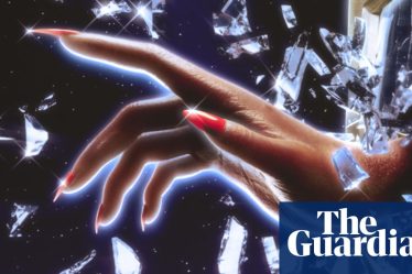 À la recherche de Mavis Beacon : à la quête d'une héroïne noire de la tech | Films documentaires<br />
<br />
Dans le monde de la technologie, les héros noirs sont souvent méconnus. C'est pourquoi un nouveau documentaire se lance dans une quête pour trouver une figure emblématique de la communauté noire dans le domaine de la tech. Découvrez cette recherche passionnante à travers des interviews exclusives et des témoignages inspirants.<br />
<br />
Points clés de l'article :<br />
- Documentaire sur la recherche d'une héroïne noire de la tech<br />
- Importance de mettre en lumière les figures noires dans le domaine de la technologie<br />
- Témoignages exclusifs et interviews inspirantes - 2