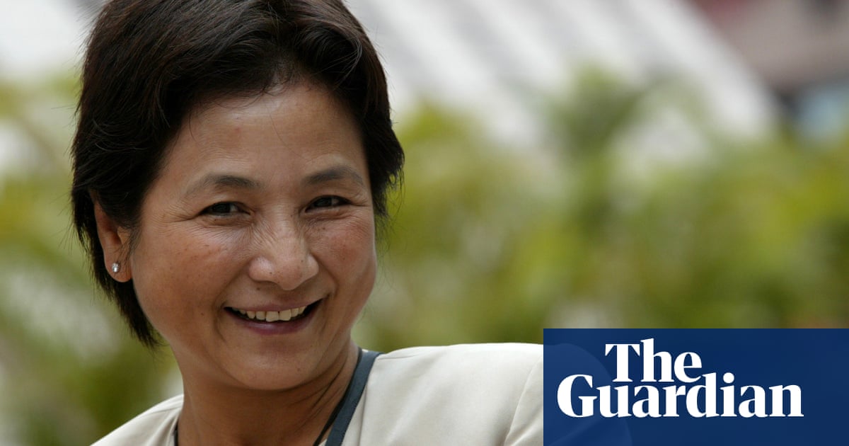 <br />
<br />
<h1>Cheng Pei-pei, l'icône du cinéma d'action chinoise, s'éteint à l'âge de 74 ans</h1><br />
<br />
<p>Le monde du cinéma est en deuil suite au décès de Cheng Pei-pei, légendaire actrice du cinéma d'action chinois. À l'âge de 74 ans, elle laisse derrière elle un héritage cinématographique impressionnant qui a marqué des générations de spectateurs à travers le monde.</p><br />
<br />
<h2>Points importants :</h2><br />
<ul><br /> <li>Cheng Pei-pei était une icône du cinéma d'action chinois</li><br /> <li>Elle est décédée à l'âge de 74 ans</li><br /> <li>Son héritage cinématographique a marqué des générations de spectateurs</li><br />
</ul><br />
<br /> 2 <br />
<br />
<h1>Cheng Pei-pei, l'icône du cinéma d'action chinoise, s'éteint à l'âge de 74 ans</h1><br />
<br />
<p>Le monde du cinéma est en deuil suite au décès de Cheng Pei-pei, légendaire actrice du cinéma d'action chinois. À l'âge de 74 ans, elle laisse derrière elle un héritage cinématographique impressionnant qui a marqué des générations de spectateurs à travers le monde.</p><br />
<br />
<h2>Points importants :</h2><br />
<ul><br /> <li>Cheng Pei-pei était une icône du cinéma d'action chinois</li><br /> <li>Elle est décédée à l'âge de 74 ans</li><br /> <li>Son héritage cinématographique a marqué des générations de spectateurs</li><br />
</ul><br />
<br /> - 1