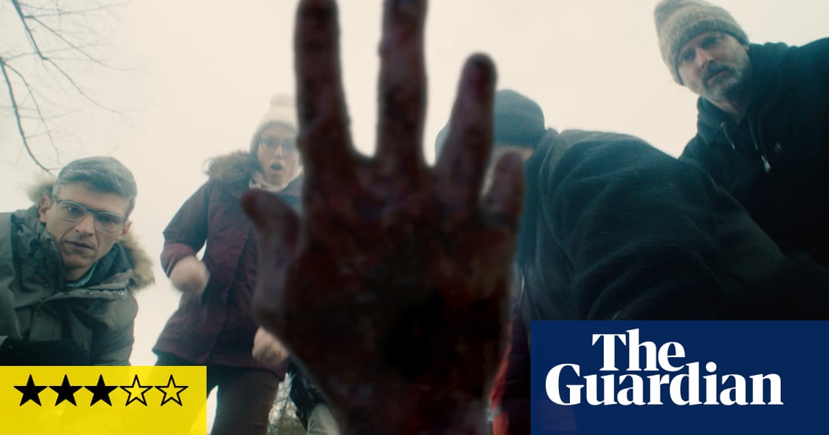 Critique de Hell Hole - Un film d'horreur divertissant | Film 2 Critique de Hell Hole - Un film d'horreur divertissant | Film - 1