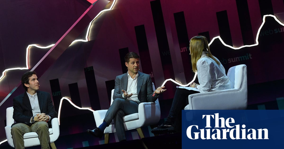 Ben McKenzie parle de l'influence de la crypto sur Hollywood - podcast | Société 2 Ben McKenzie parle de l'influence de la crypto sur Hollywood - podcast | Société - 1