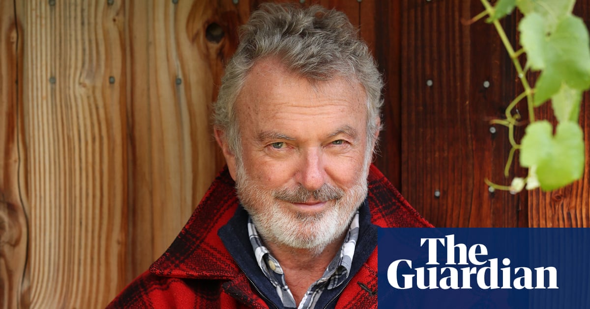 Le nouveau chapitre de la carrière de Sam Neill : une révélation sur sa santé | Interview exclusive avec l'acteur Sam Neill<br />
<br />
Points importants :<br />
1. Sam Neill parle de sa lutte contre une maladie<br />
2. Révélation sur sa carrière et son état de santé actuel<br />
3. Les défis rencontrés par l'acteur et ses projets futurs 2 Le nouveau chapitre de la carrière de Sam Neill : une révélation sur sa santé | Interview exclusive avec l'acteur Sam Neill<br />
<br />
Points importants :<br />
1. Sam Neill parle de sa lutte contre une maladie<br />
2. Révélation sur sa carrière et son état de santé actuel<br />
3. Les défis rencontrés par l'acteur et ses projets futurs - 1